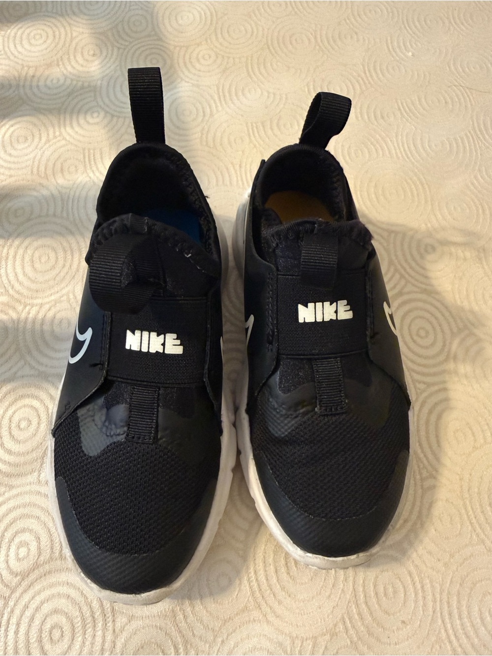 11C Nike Kids Black and White Slip-On Sneakers